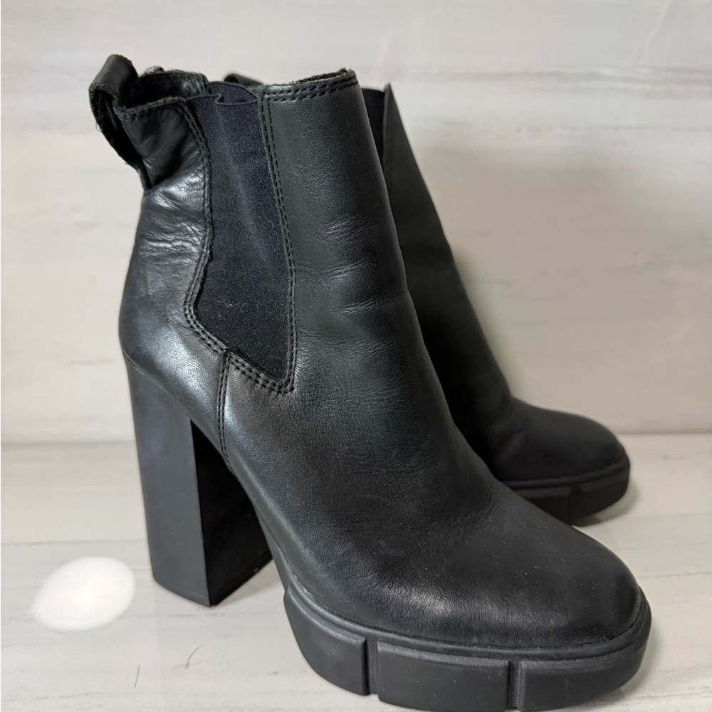 Steve Madden Black Leather Ankle Boots Chunky Grunge Y2K Whimsygoth 6.5